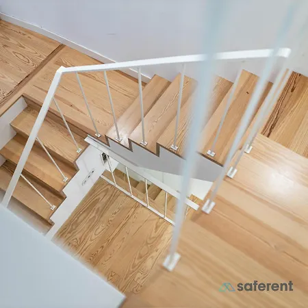 Stylish Triplex Next To Ribeira Apartament *