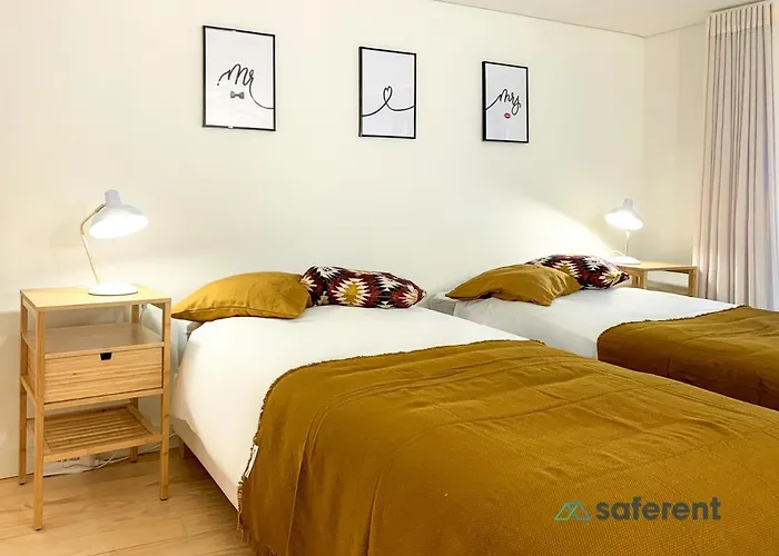 Stylish Triplex Next To Ribeira Apartment Porto