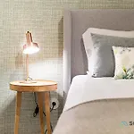 Stylish Triplex Next To Ribeira * Porto