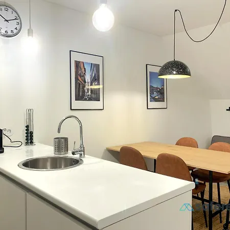 Stylish Triplex Next To Ribeira ポルト