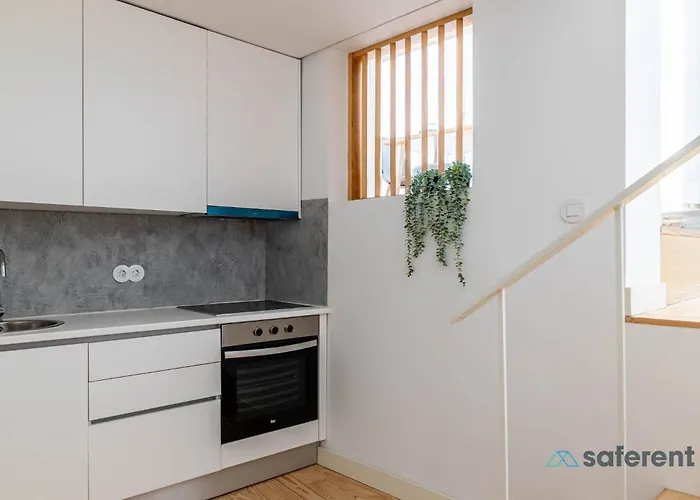 Stylish Triplex Next To Ribeira * Porto