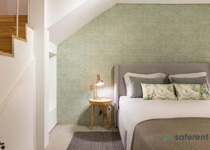 Διαμέρισμα Stylish Triplex Next To Ribeira *